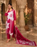 bhavini-pink-white-floral-kurta-set-front-view-palace-courtyard-festivewear